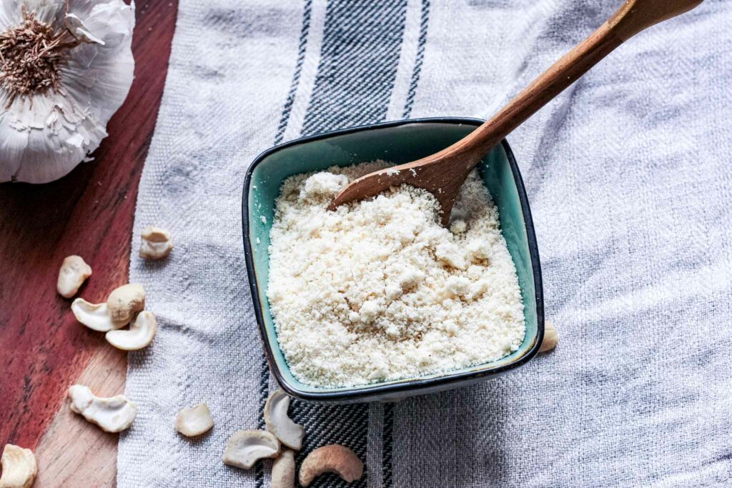 Cashewparmesan