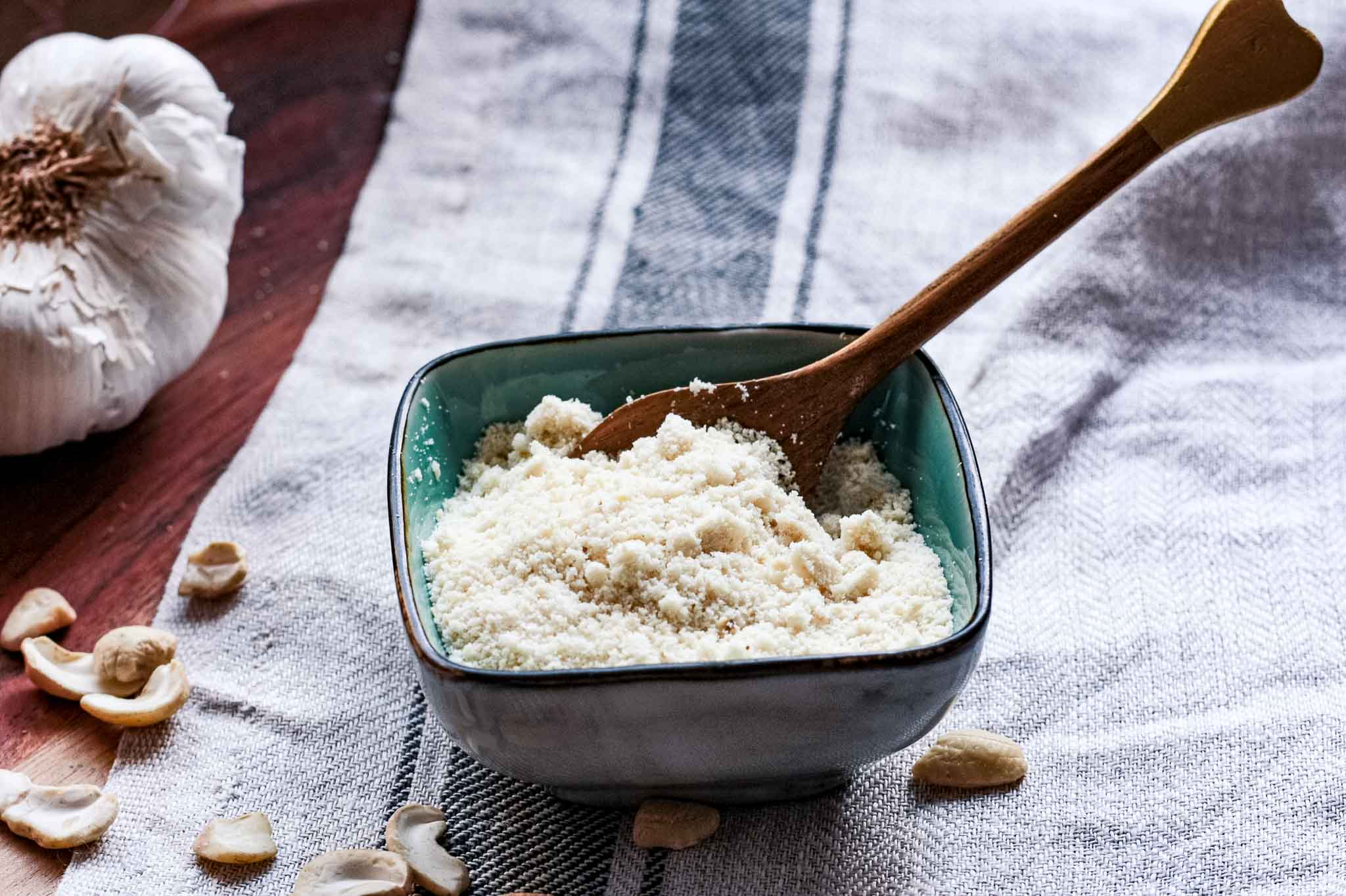 Cashewparmesan