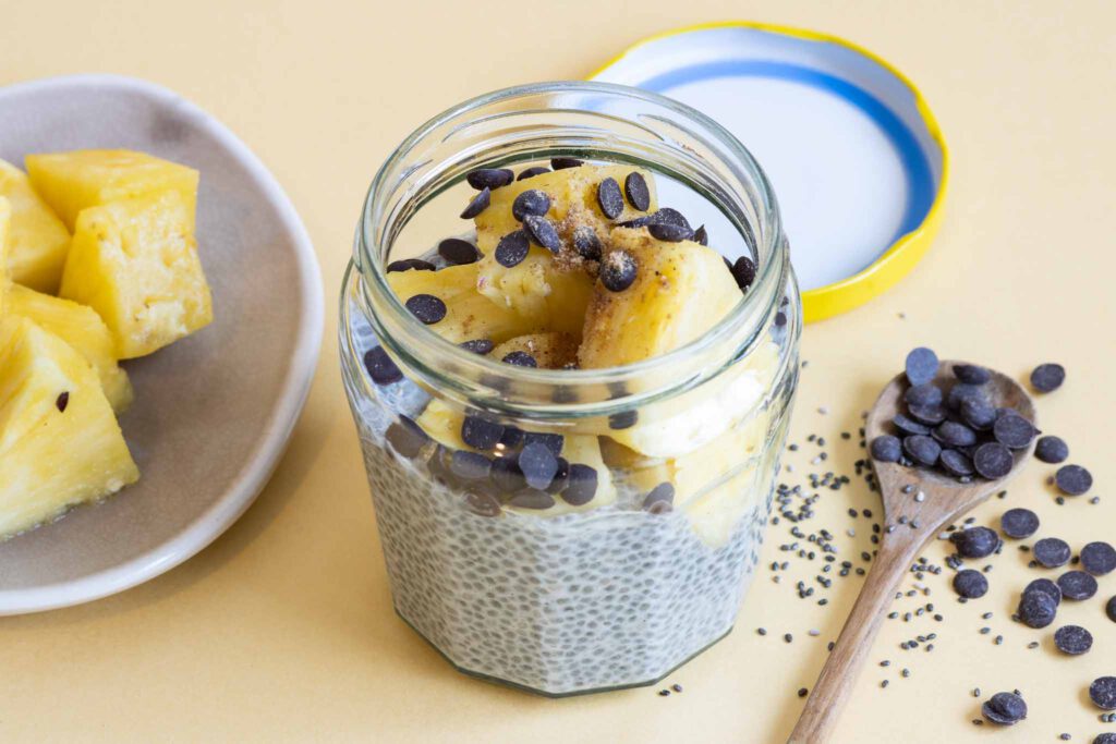 Chiapudding mit Ananas