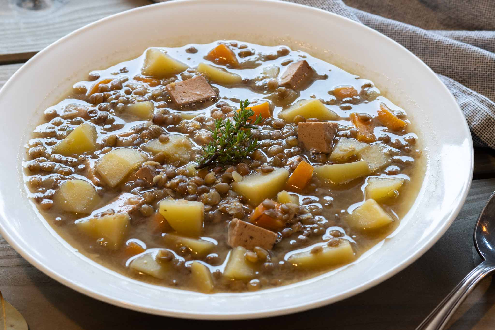 Vegane Linsensuppe - Buntes Gemüse